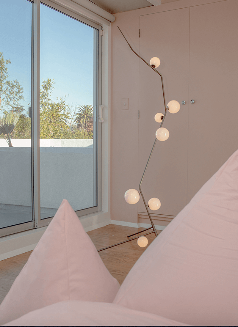 GLOBE CHERRY BOMB FLOOR LIGHT  CBFL.07.01 par Lindsey Adelman
