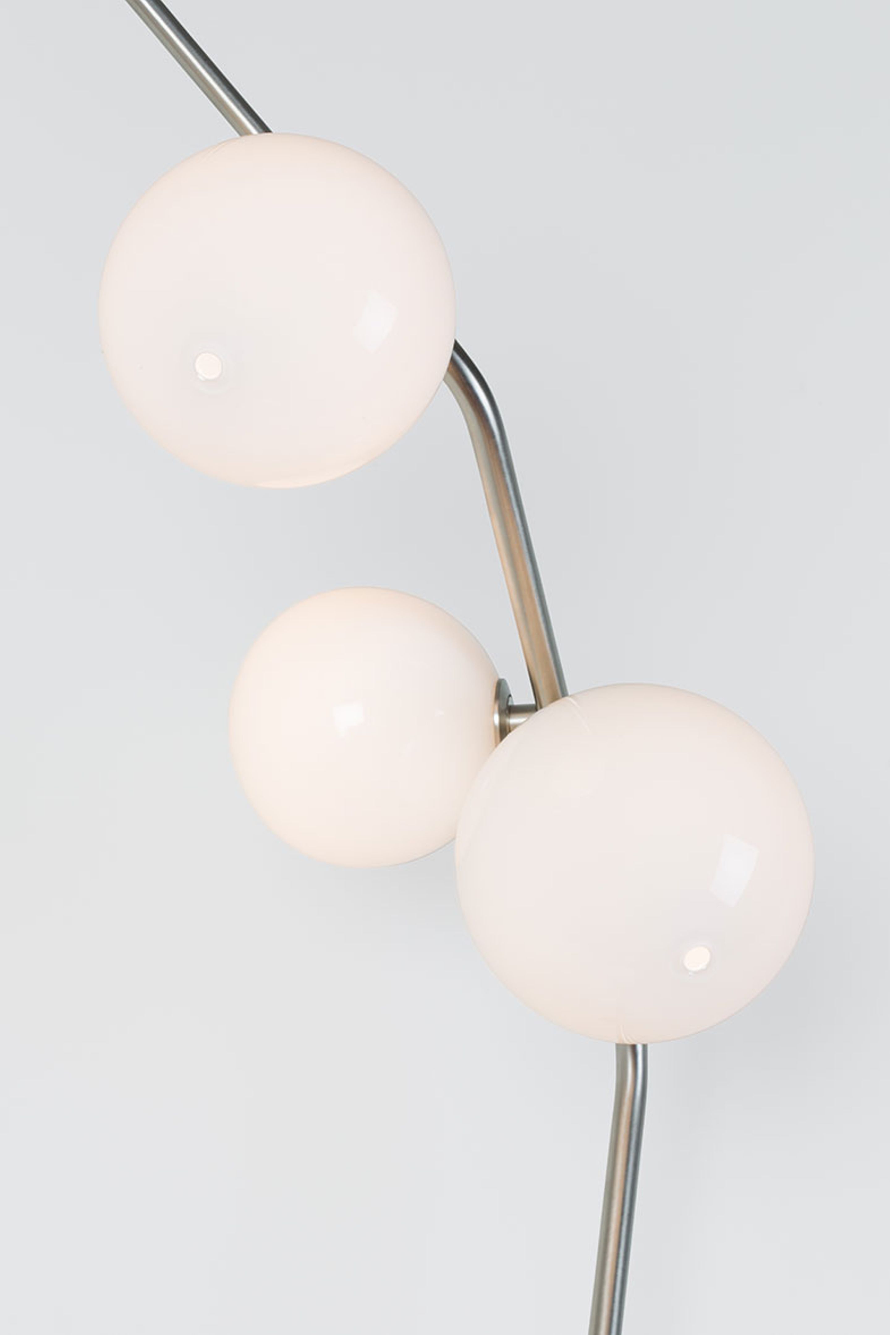 GLOBE CHERRY BOMB FLUSH MOUNT CB.03.02 par Lindsey Adelman
