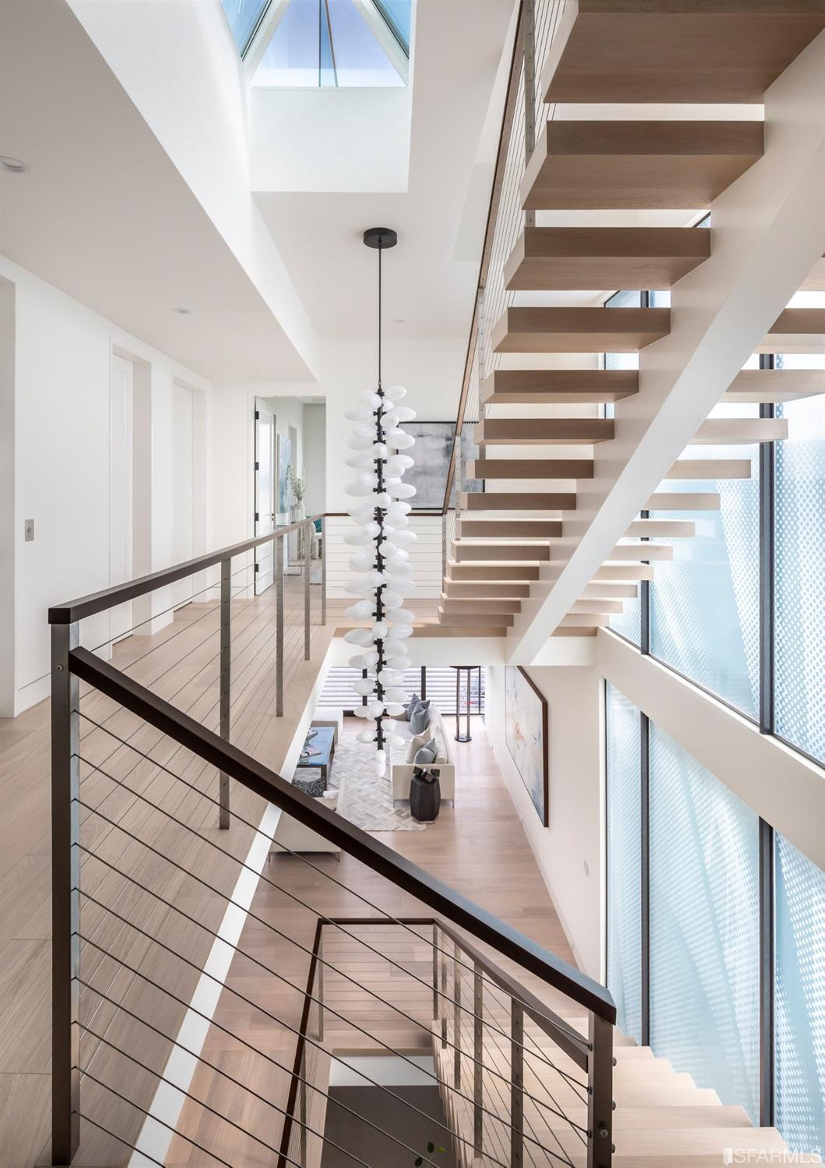 KINGDOM CHANDELIER KDC.77.01 par Lindsey Adelman
