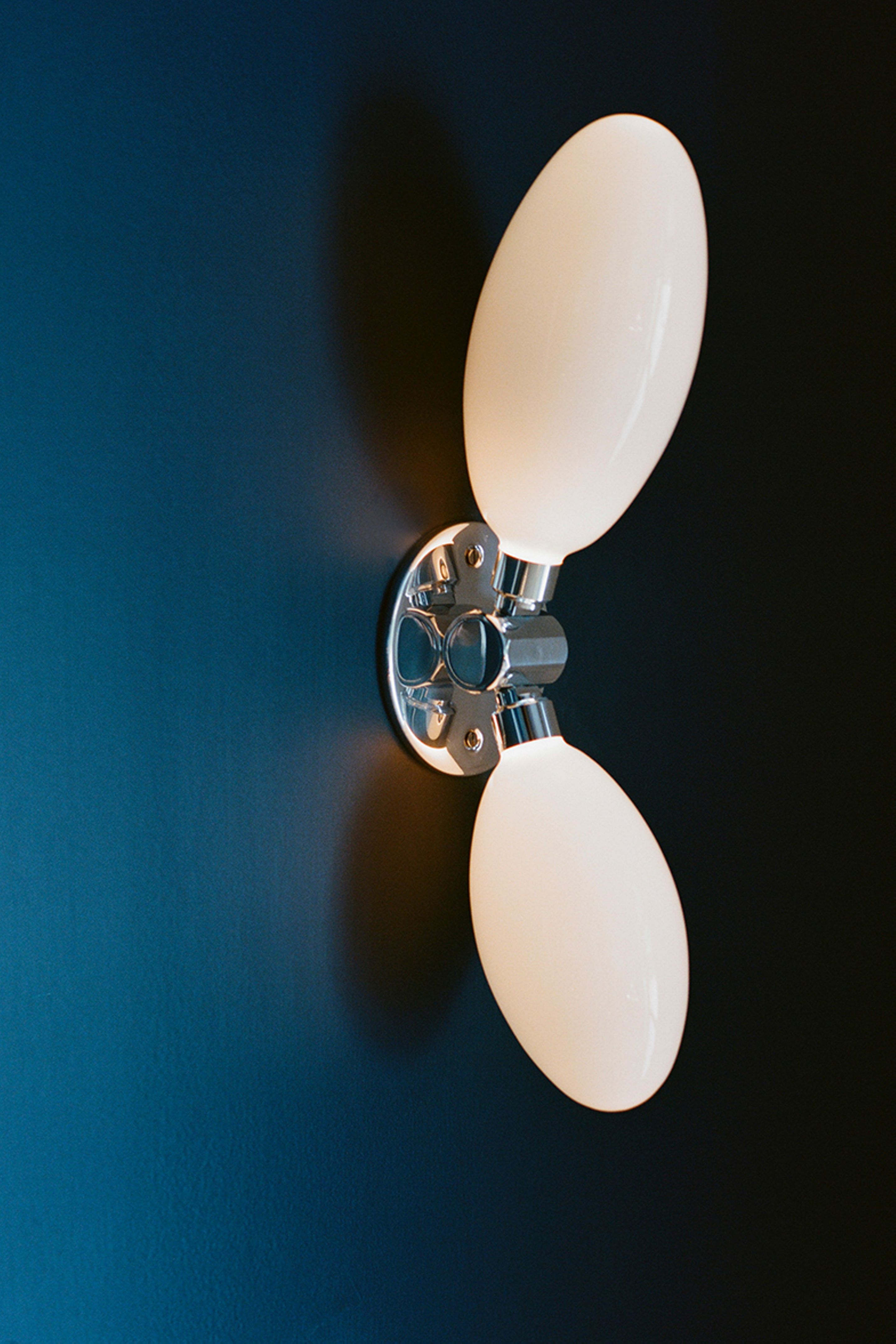 KINGDOM SCONCE KDS.02.01 par Lindsey Adelman