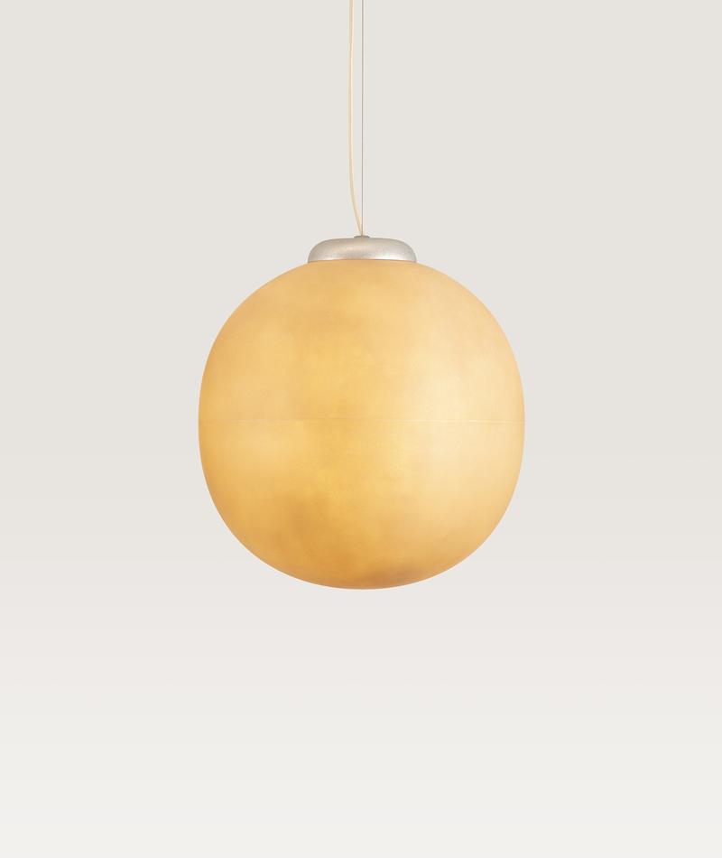 PUFFBALL PENDANT SMALL par Matter Made