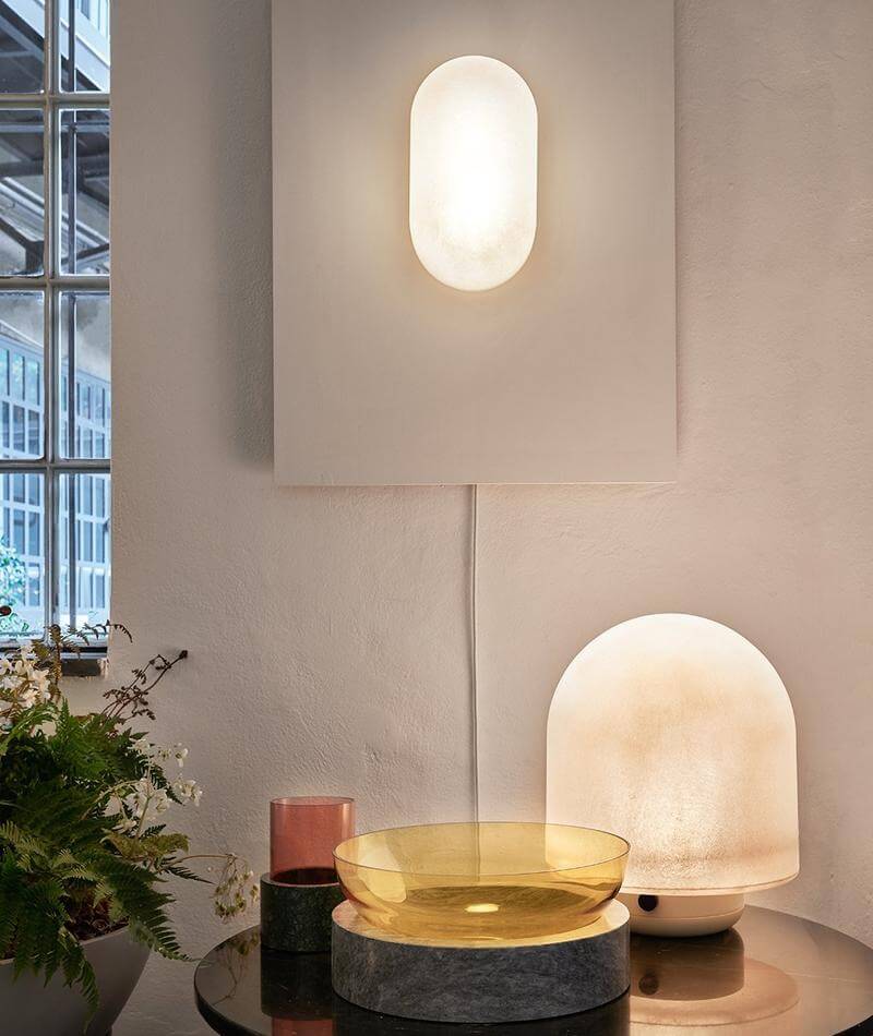 PUFFBALL WALL SCONCE par Matter Made