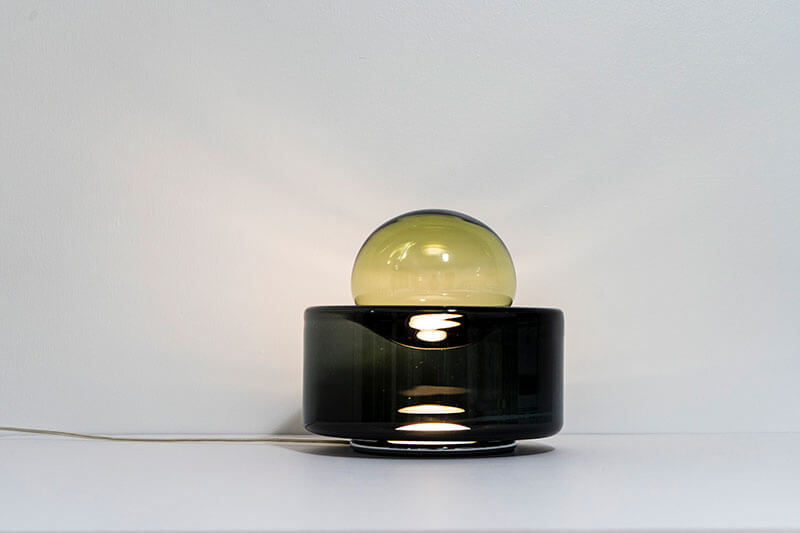DEW DROP TABLE LAMP par Ocrùm