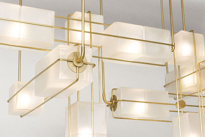 ALICE WIDE CHANDELIER par Atelier de Troupe