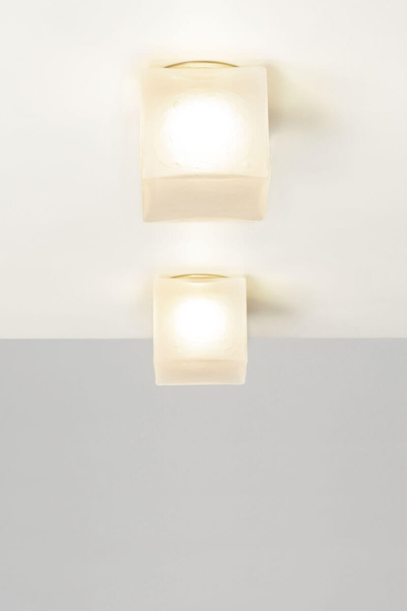 ALICE FLUSH MOUNT SCONCE par Atelier de Troupe