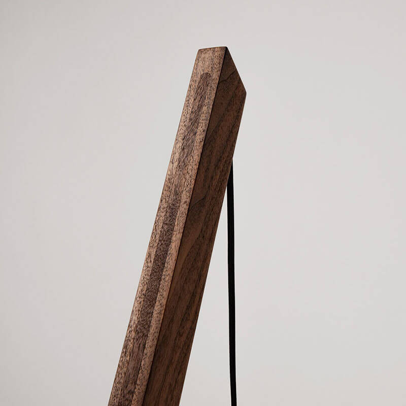 ANGULAR FLOOR LAMP par Allied Maker