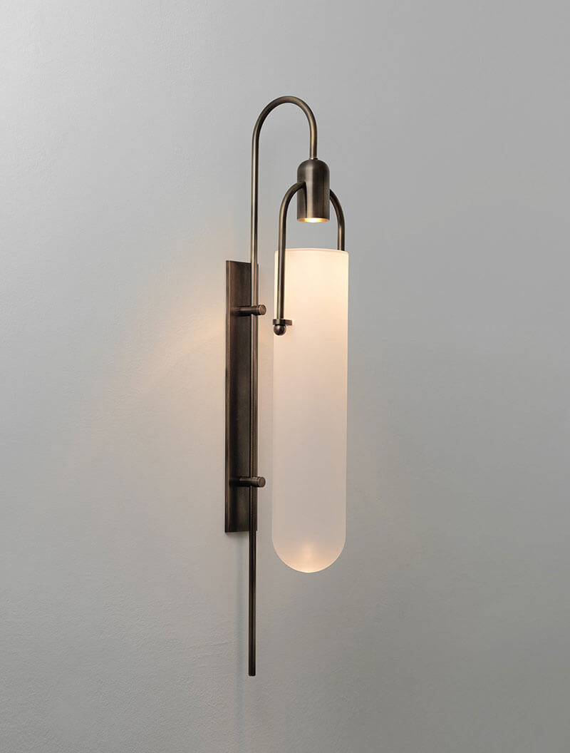 ARC WELL SCONCE 22 par Allied Maker
