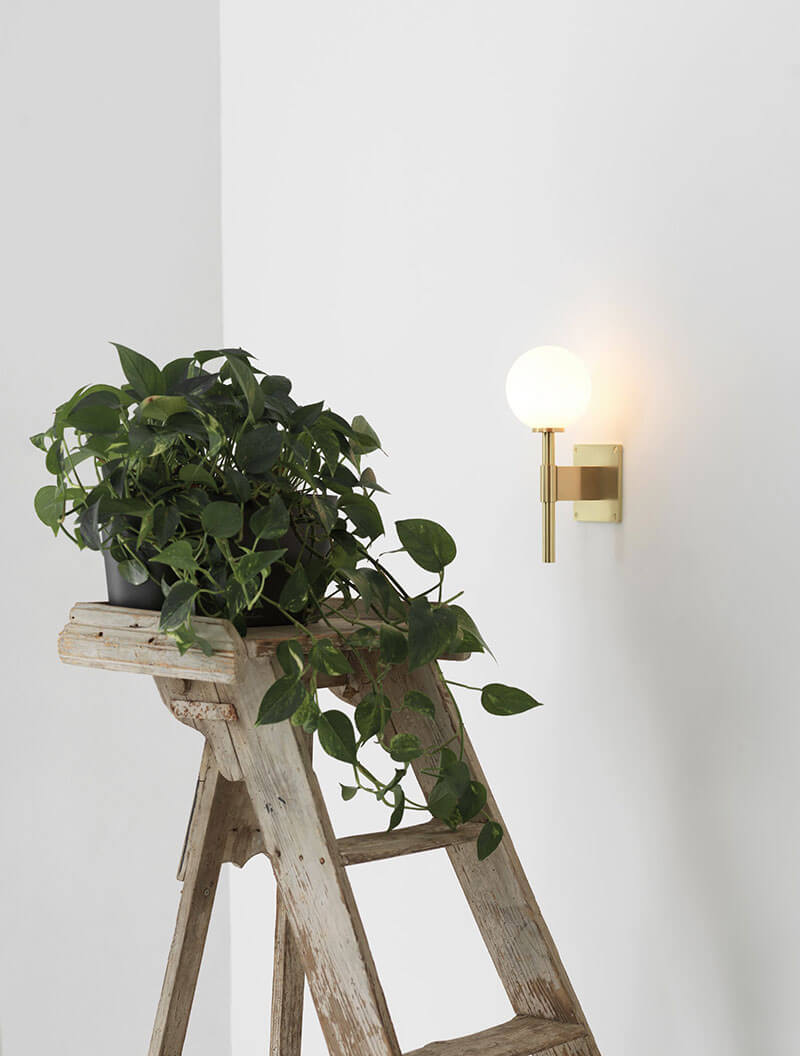 BASTION SCONCE par Allied Maker