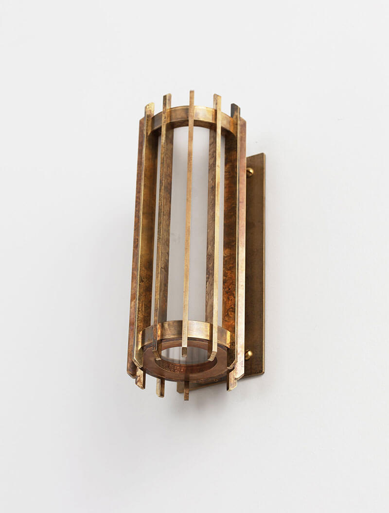 CATHEDRAL SCONCE 12 par Allied Maker