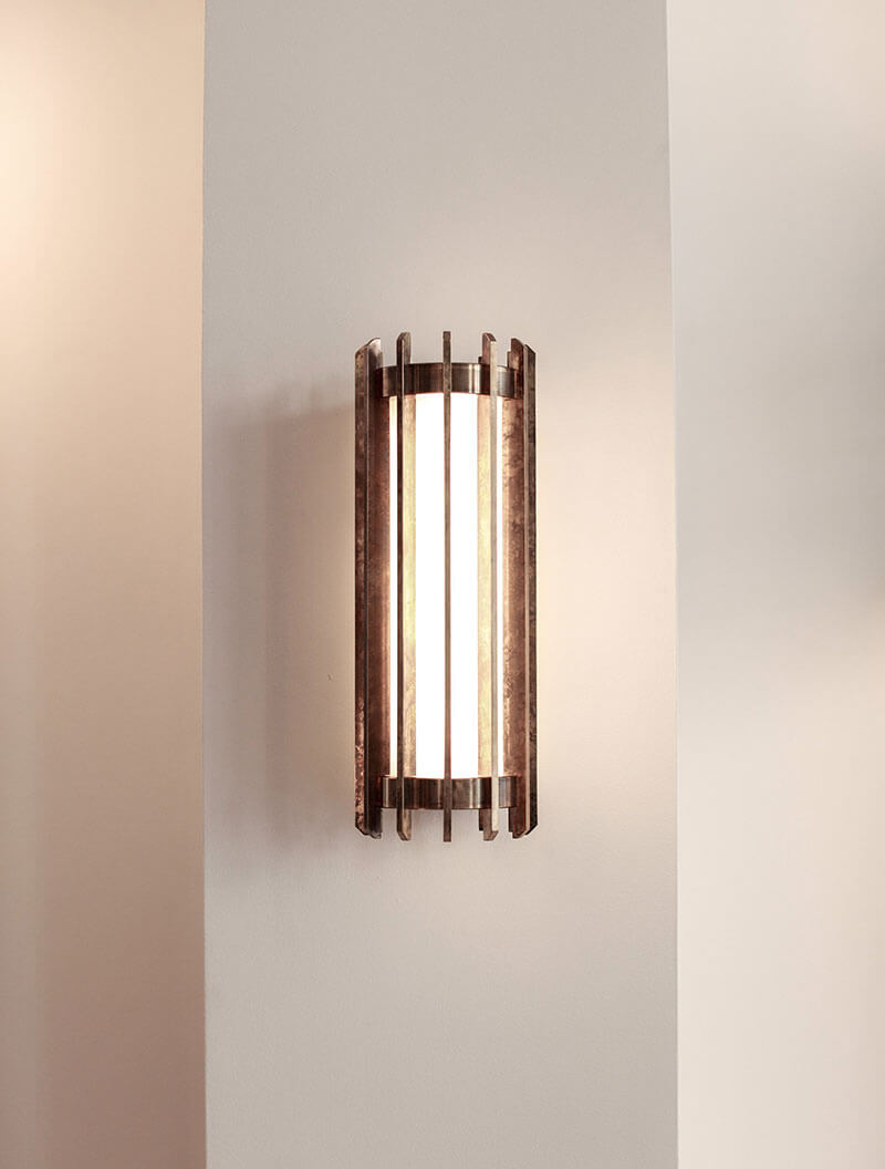 CATHEDRAL SCONCE 12 par Allied Maker