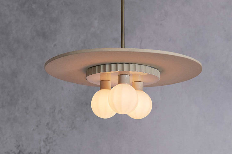 CERAMIC PENDANT TRIO par Anna Karlin
