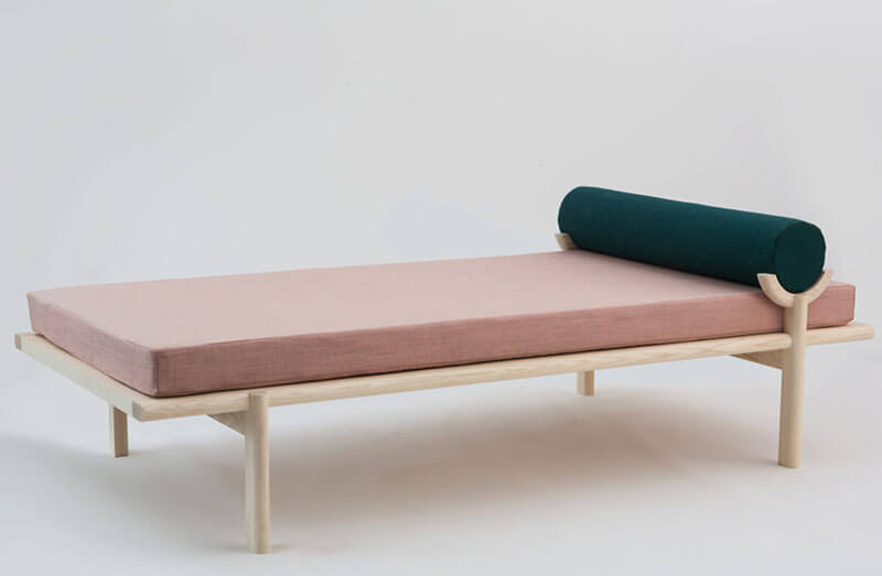 CRESCENT LOUNGE par Vonnegut/Kraft
