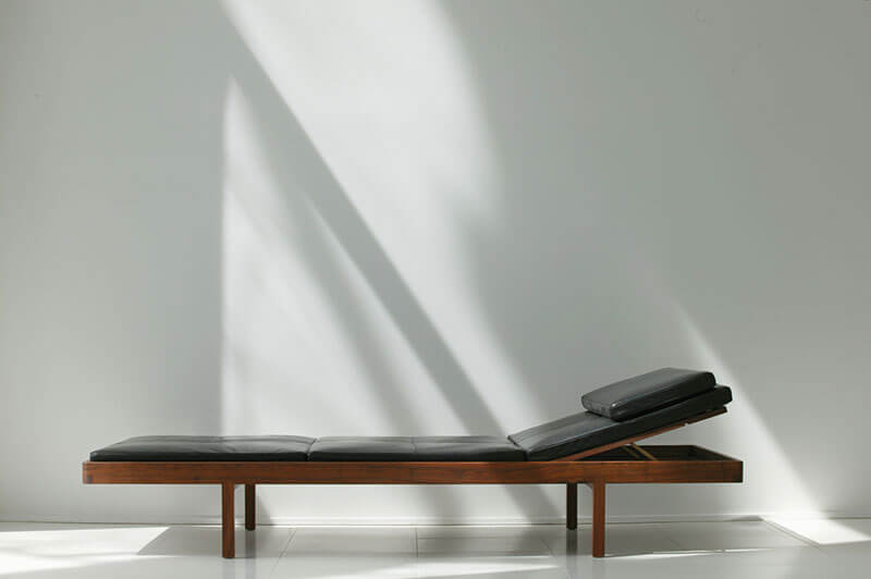 DAYBED par BassamFellows