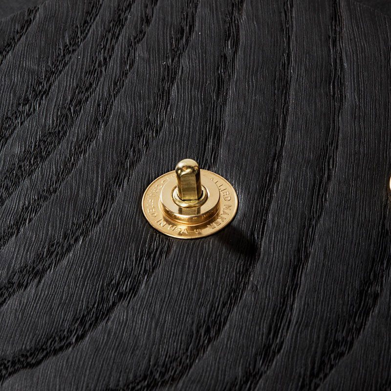 DOME TABLE LAMP par Allied Maker