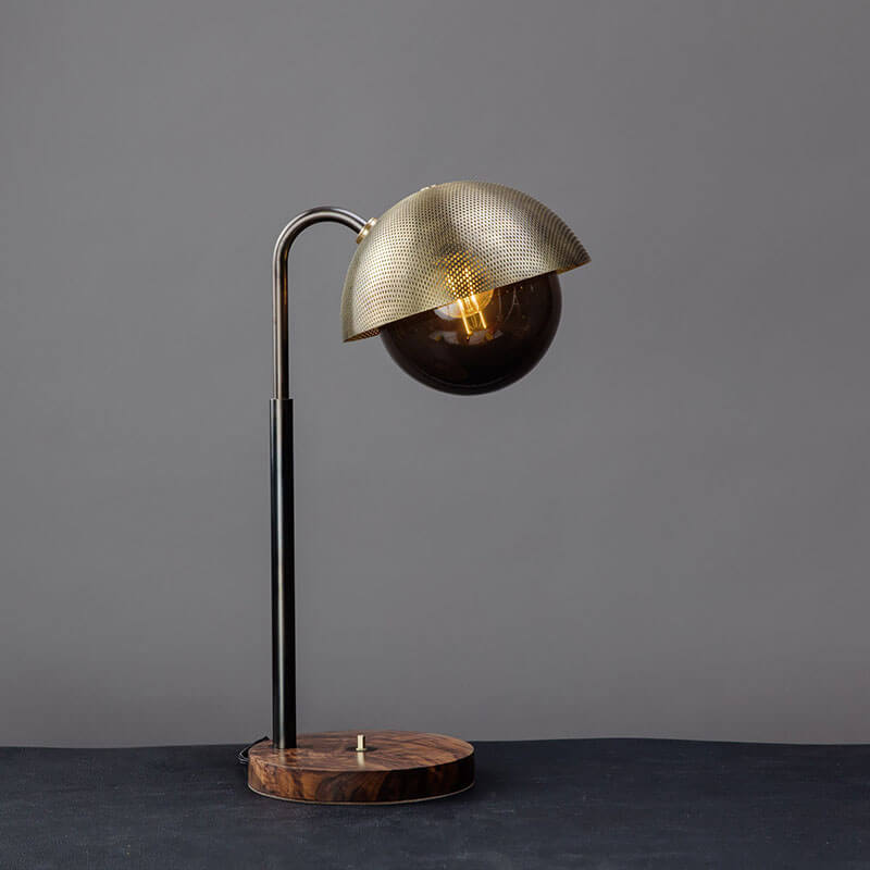 DOME TABLE LAMP PERFORATED par Allied Maker