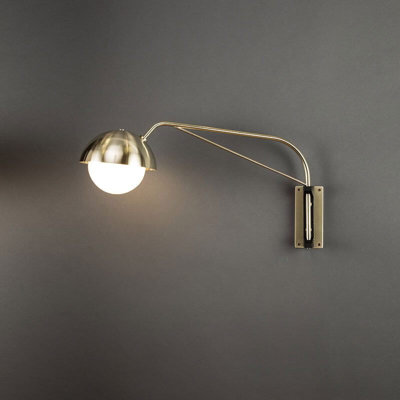DOME WALL LAMP par Allied Maker