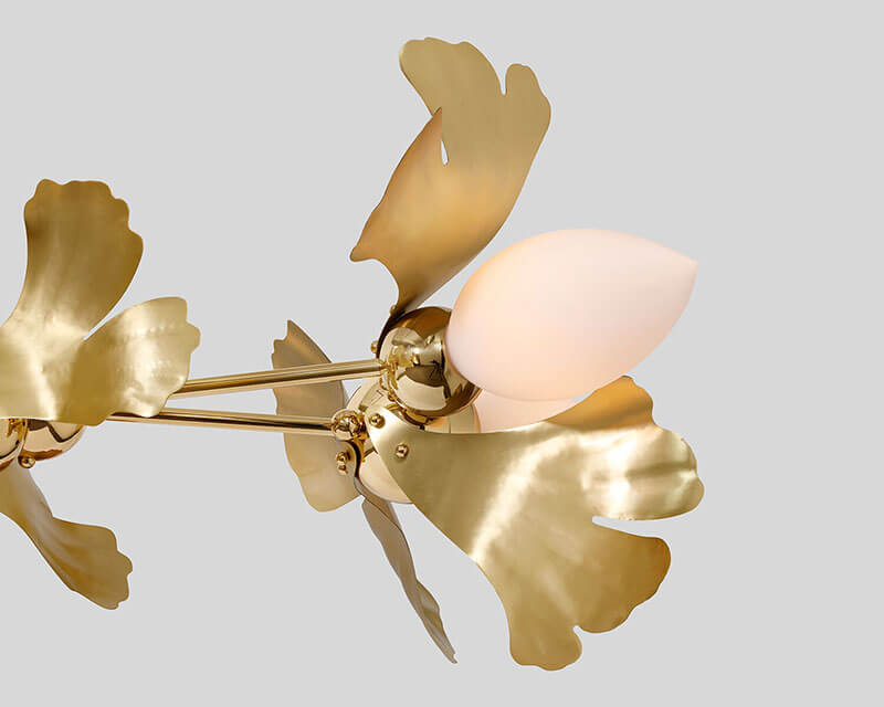 GINKGO BLOSSOM 13 CHANDELIER par Rosie Li