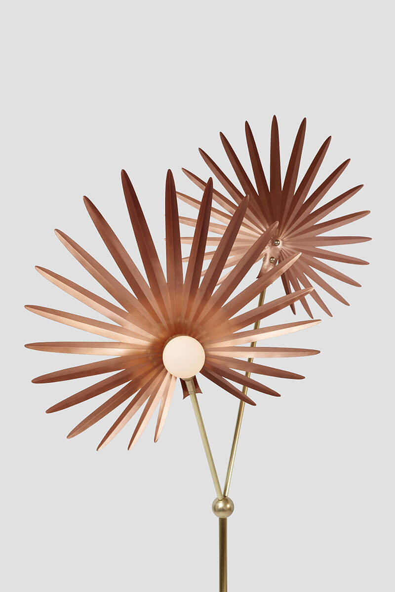 INEZ FLOOR LAMP par Rosie Li