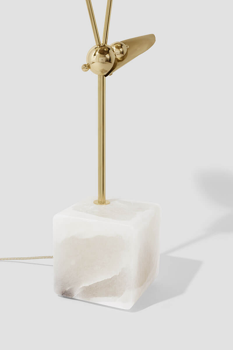 LAUREL LINEAR FLOOR LAMP par Rosie Li