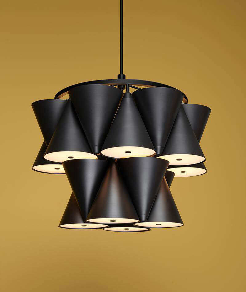 LEGATO 2-TIER CHANDELIER S/M par Matter Made