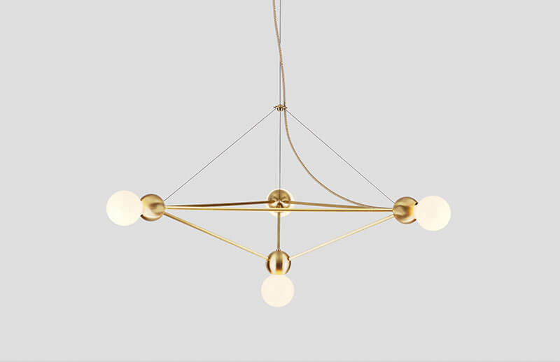 LINA 04 LARGE PYRAMID CHANDELIER par Rosie Li