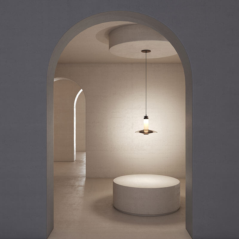 LUNA A SMALL DISC PENDANT par Gabriel Scott
