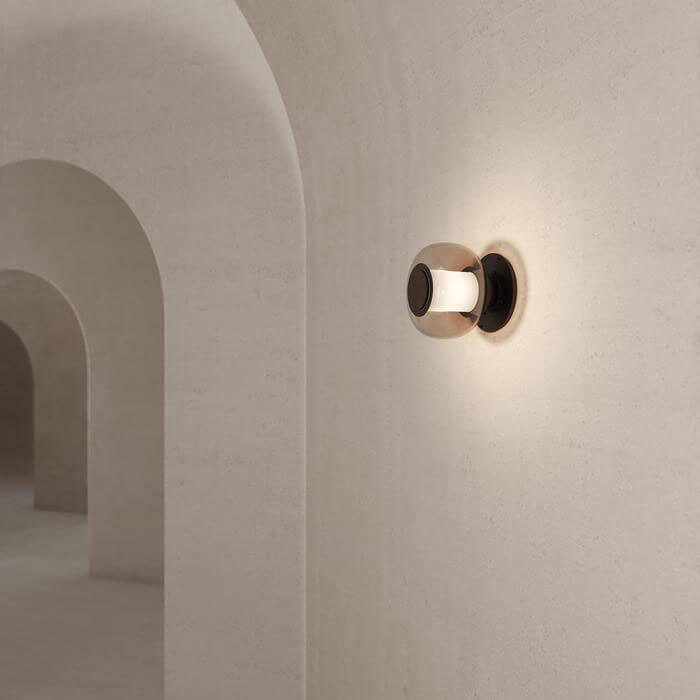 LUNA A SMALL SCONCE par Gabriel Scott