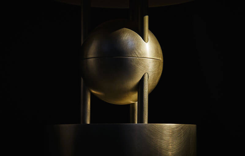 METRONOME TABLE LAMP par Apparatus