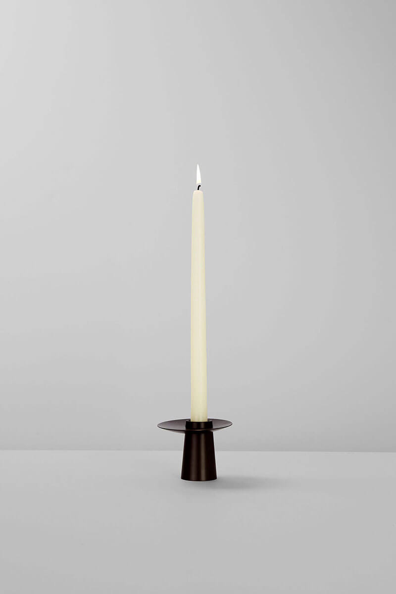 ORBIT 01 par Roll & Hill