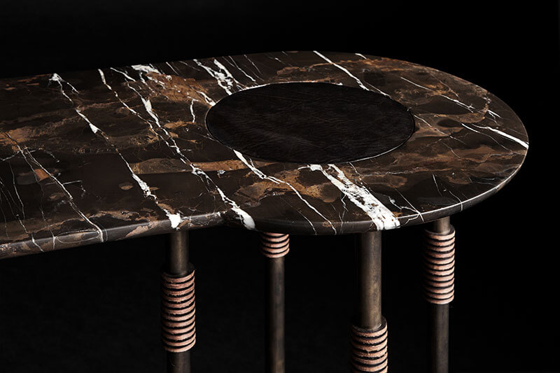 PARS CONSOLE TABLE par Apparatus