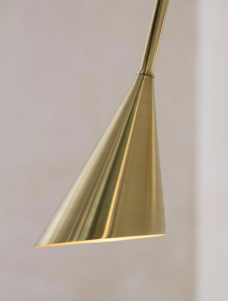 PINNACLE SCONCE par Allied Maker