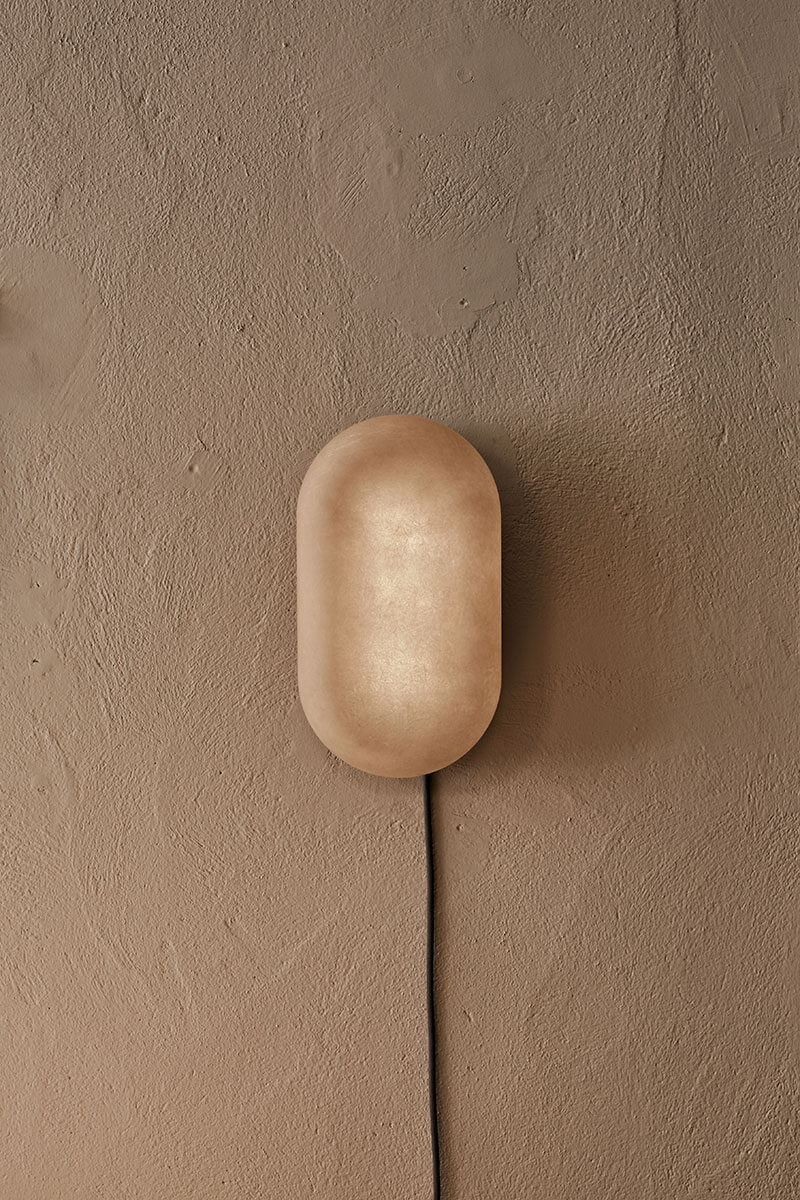 PUFFBALL WALL SCONCE par Matter Made