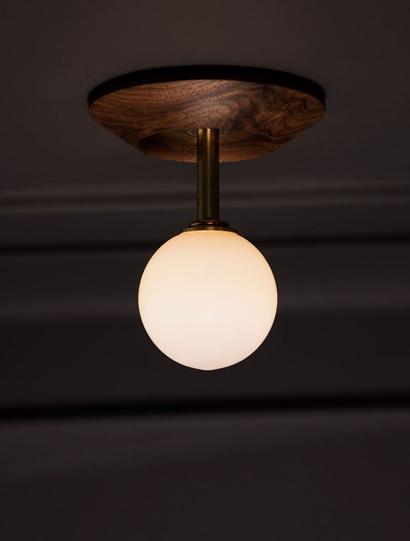 STUD SCONCE 3 par Allied Maker