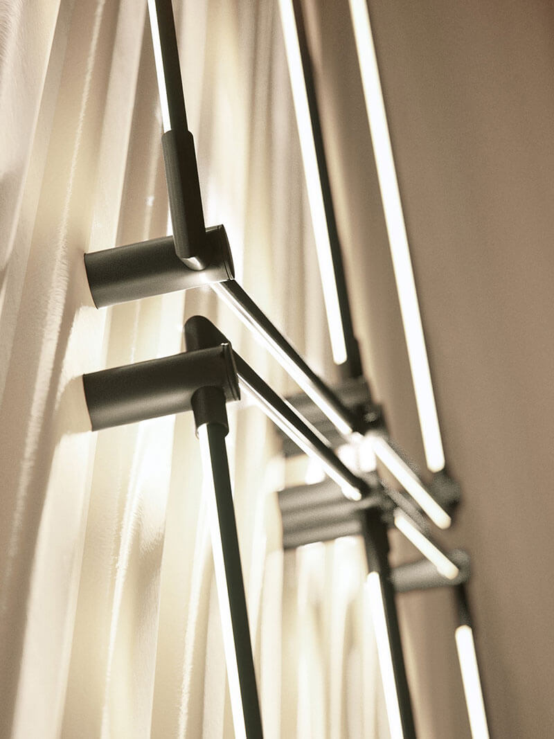 THIN PRIMARIES WALL-MOUNTED RHOMBUS par Juniper