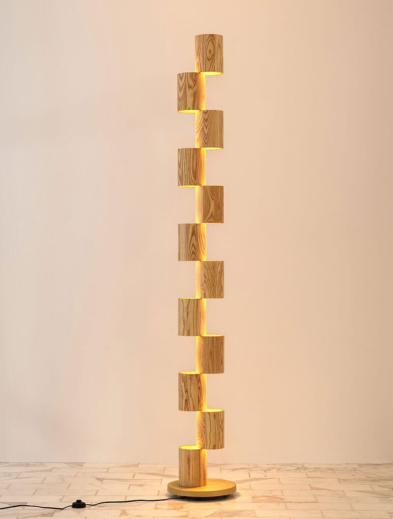 WOOD TOTEM par Allied Maker