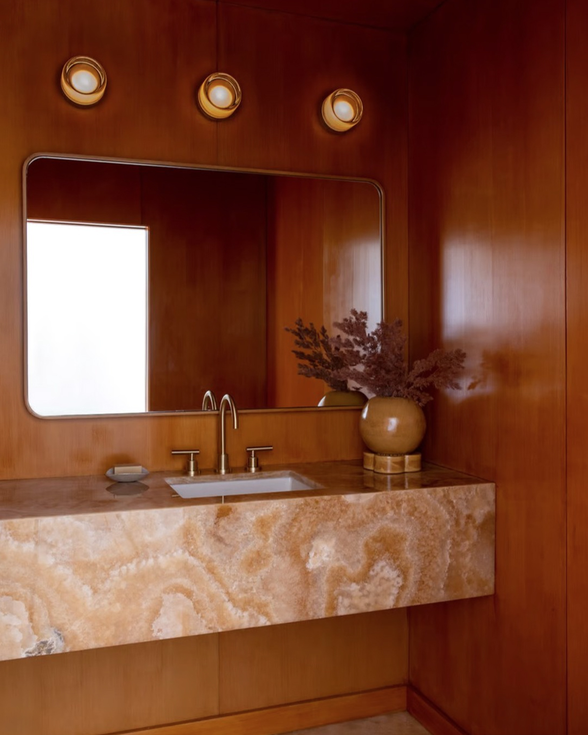 DIMPLE SCONCE par RBW