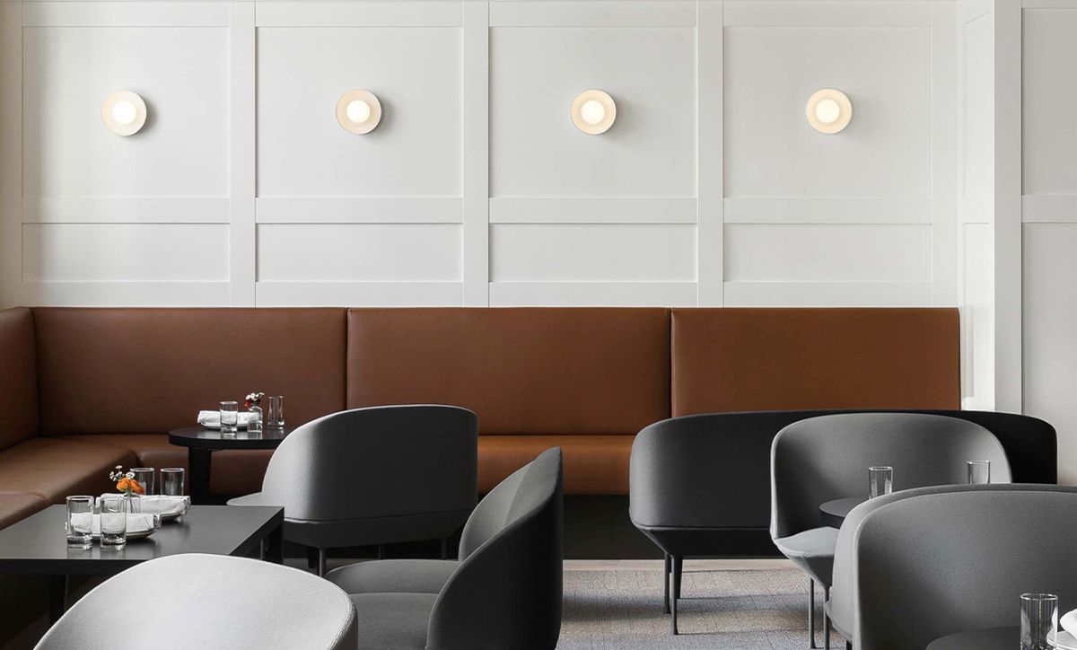 HOIST SCONCE par RBW