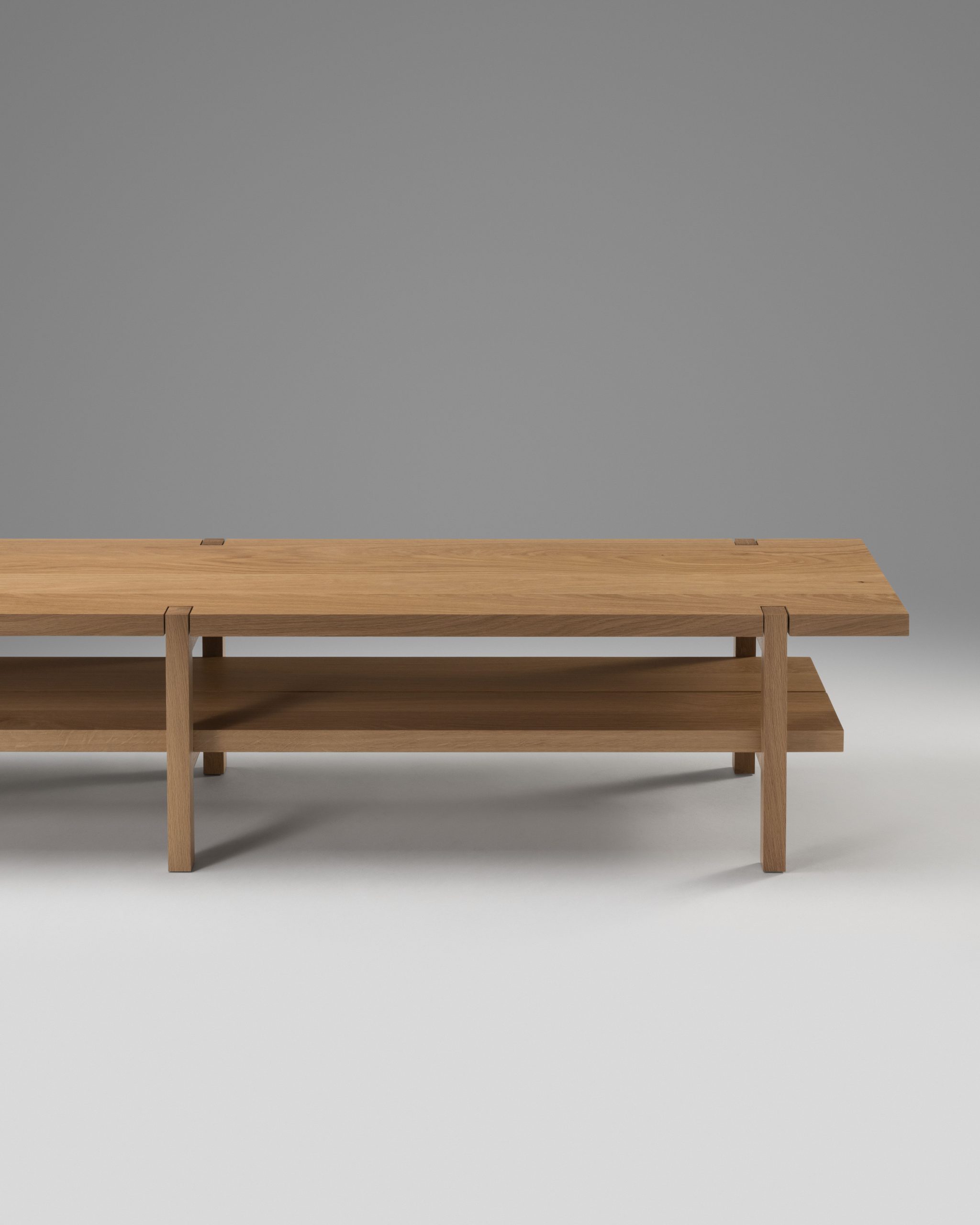 CHAMBER BENCH par Roll & Hill