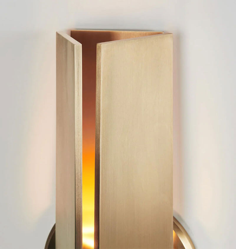 DELTA SCONCE par Roll & Hill