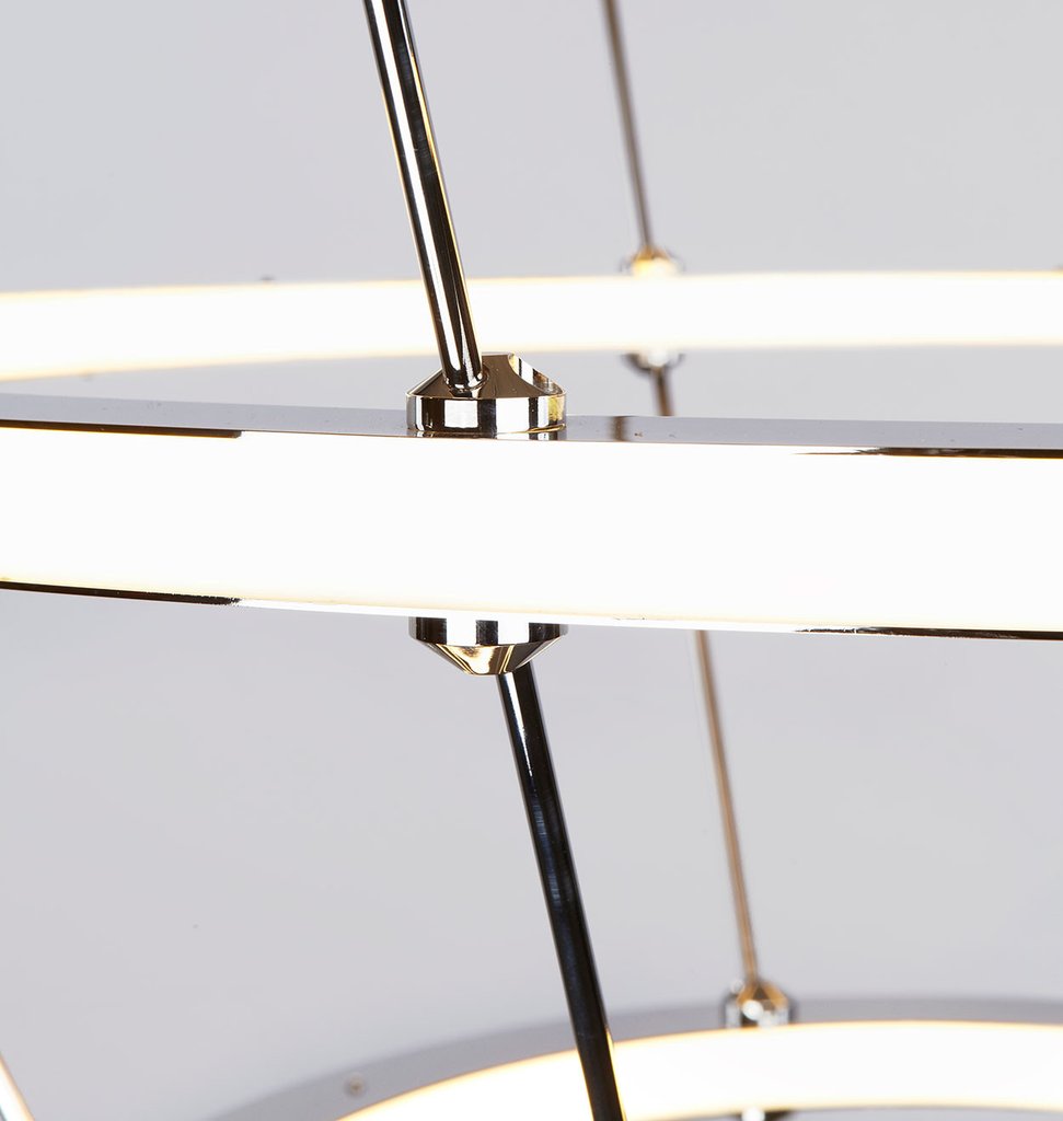 HALO CHANDELIER  - 3 RINGS par Roll & Hill