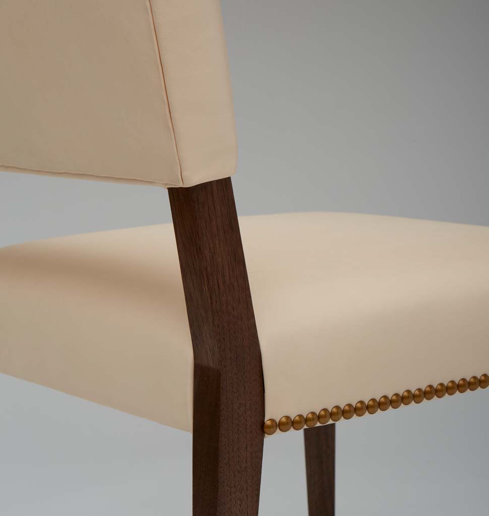 THE LION DINING CHAIR par Roll & Hill