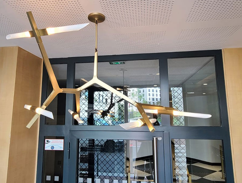 AGNES CHANDELIER 14 par Roll & Hill