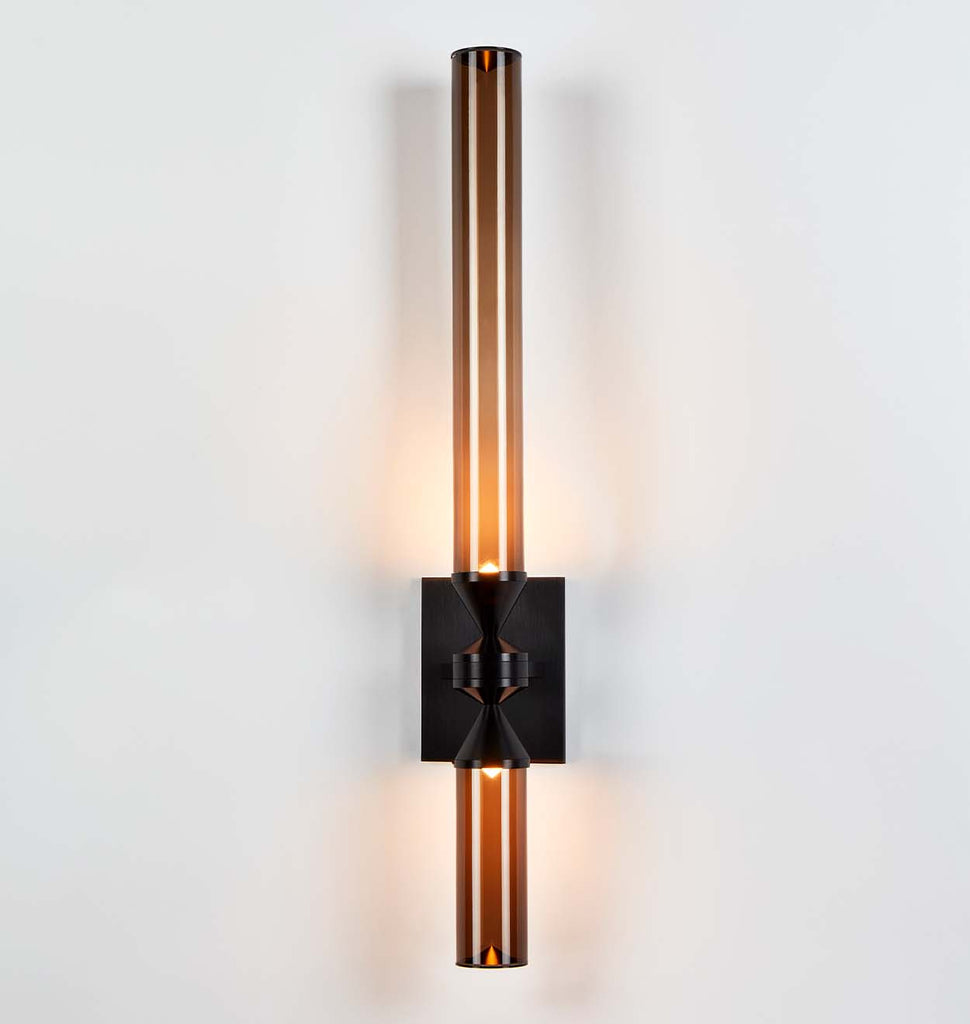 CASTLE SCONCE 02 par Roll & Hill
