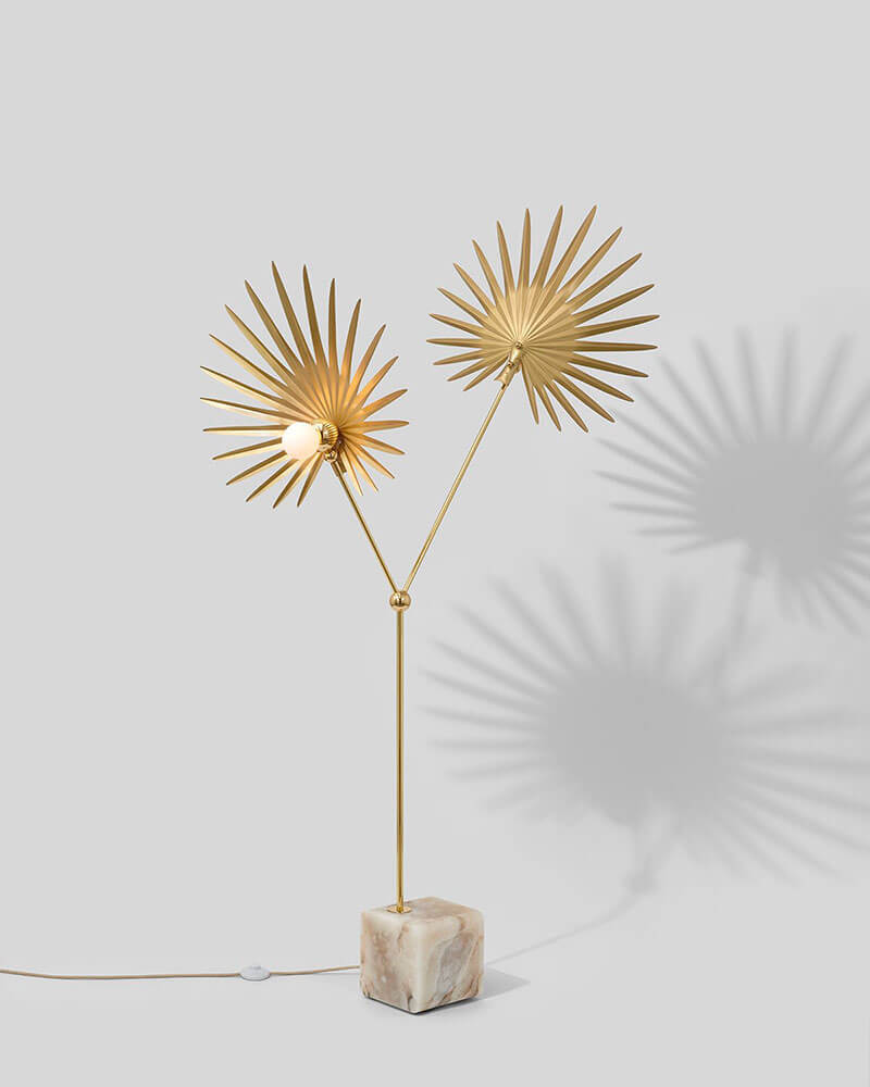 INEZ FLOOR LAMP par Rosie Li
