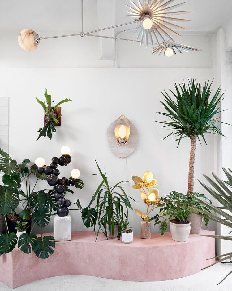 LAUREL 01 WALLMOUNT par Rosie Li