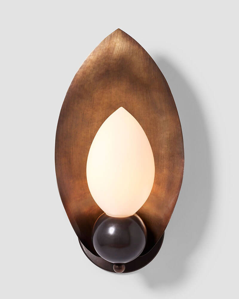 LAUREL BLOSSOM 01 WALLMOUNT par Rosie Li