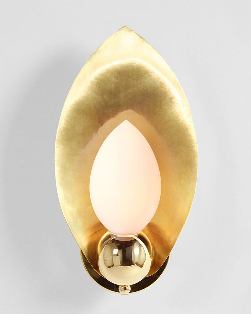 LAUREL BLOSSOM 01 WALLMOUNT par Rosie Li