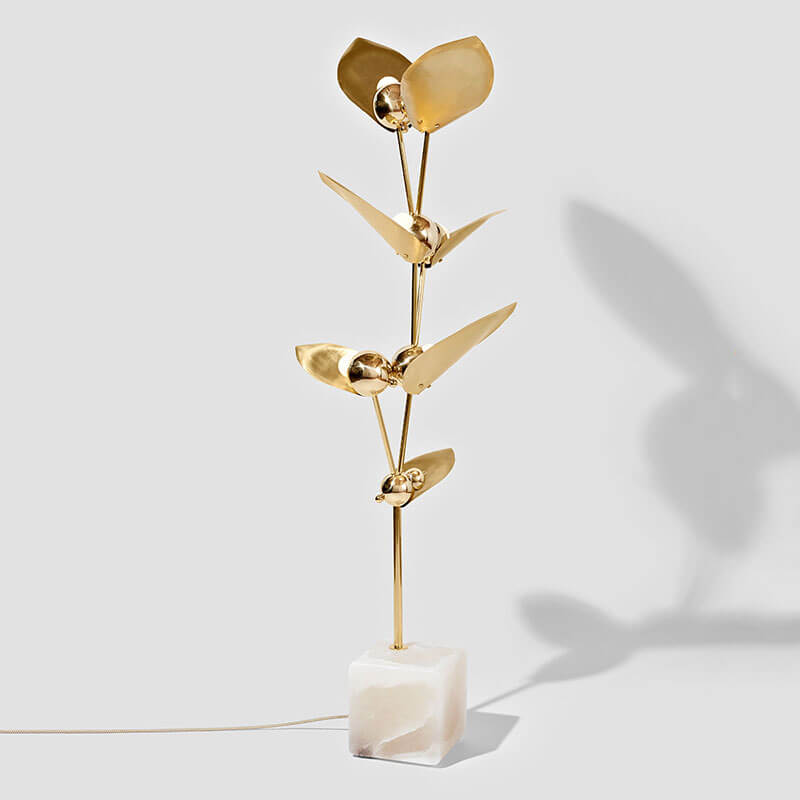 LAUREL LINEAR FLOOR LAMP par Rosie Li