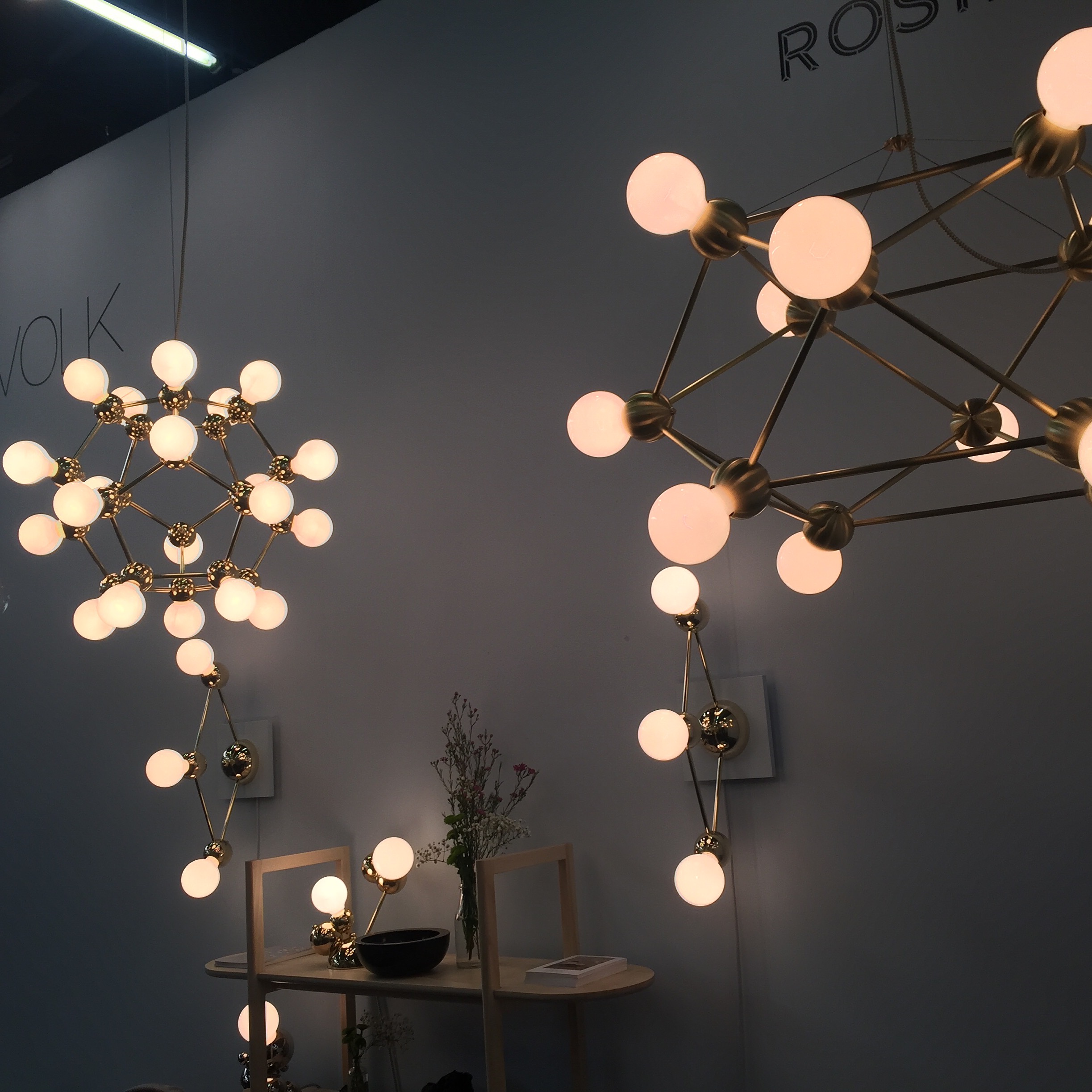 LINA 12  LARGE CHANDELIER par Rosie Li