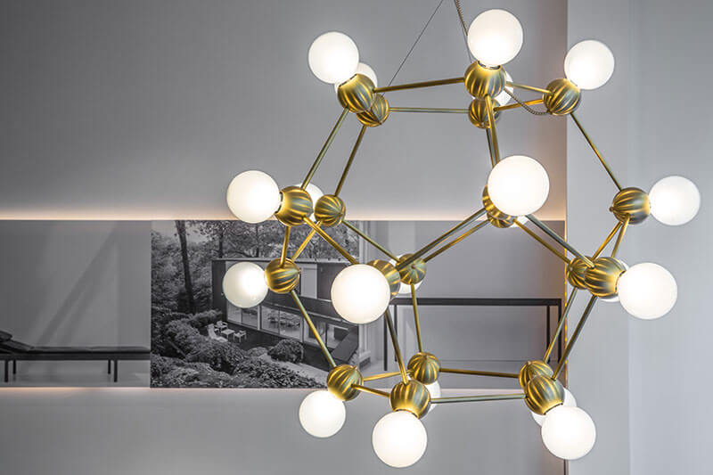 LINA 12  LARGE CHANDELIER par Rosie Li